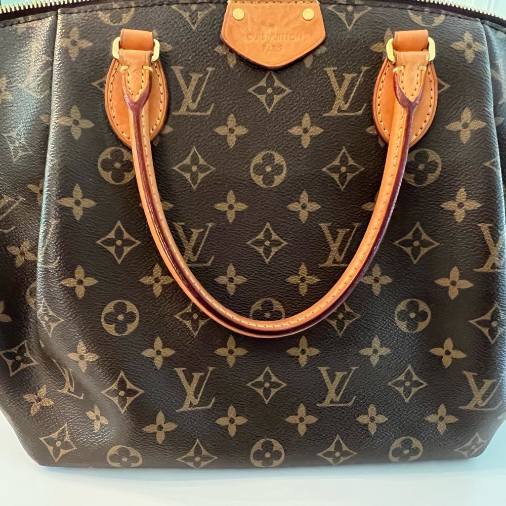 Louis Vuitton Turenne MM